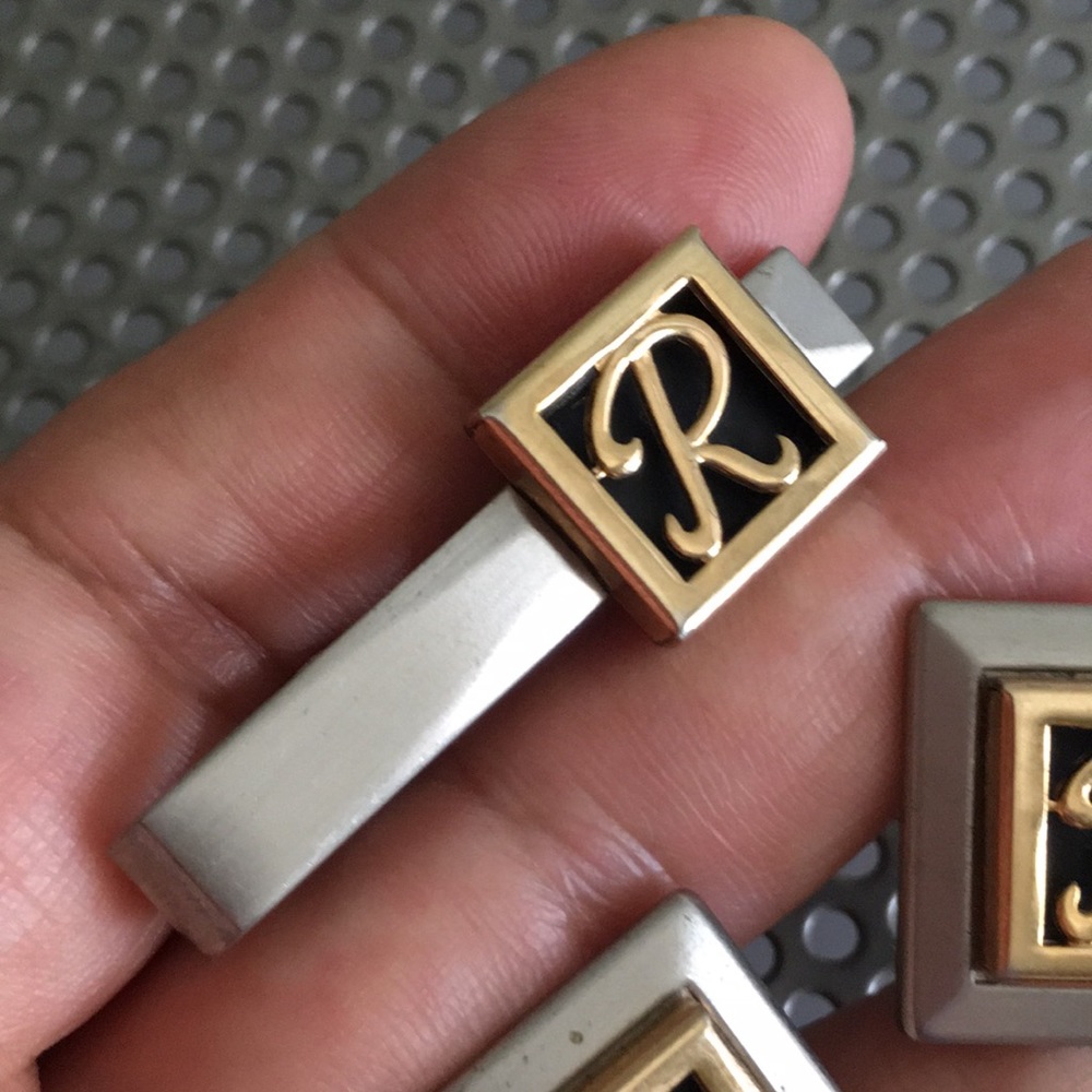 Swank So Signed R Initialed Cufflinks & Tie Clip - image 2